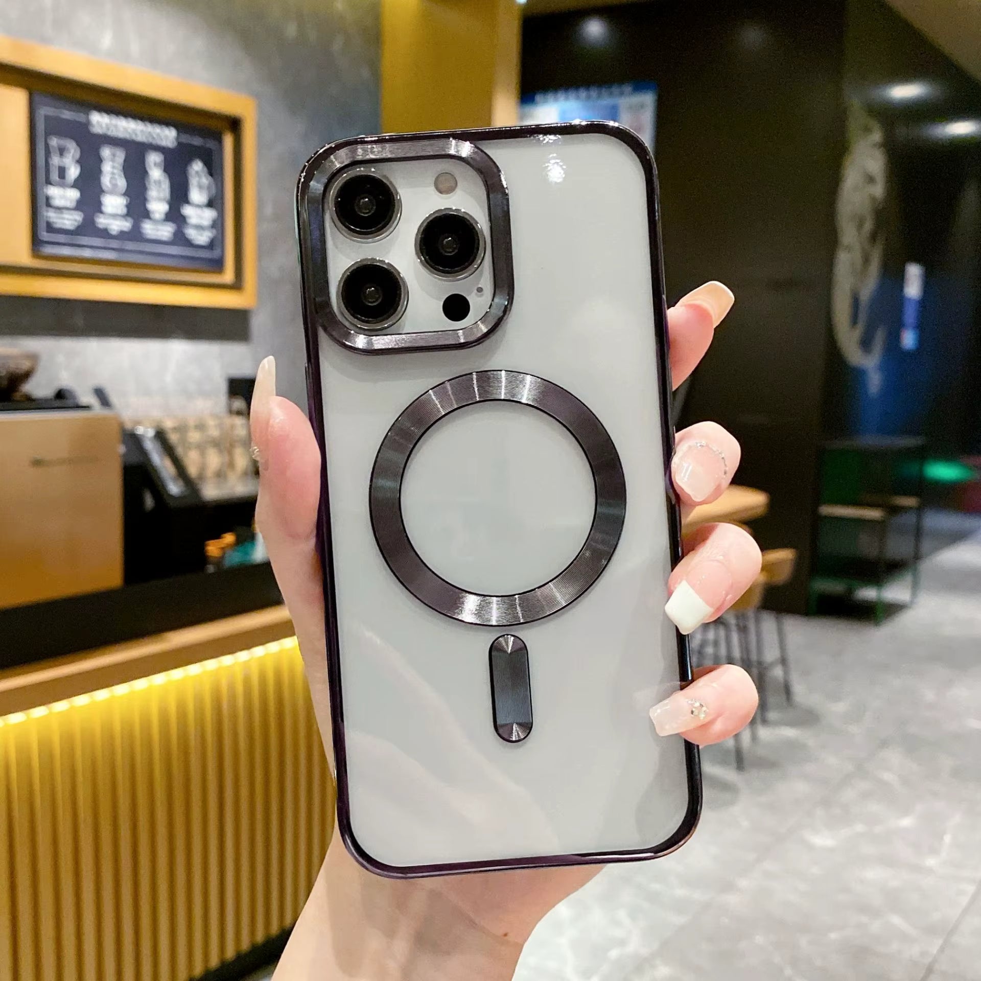 Apple iPhone 11 Takakuori MagSafe kameran linssisuoja